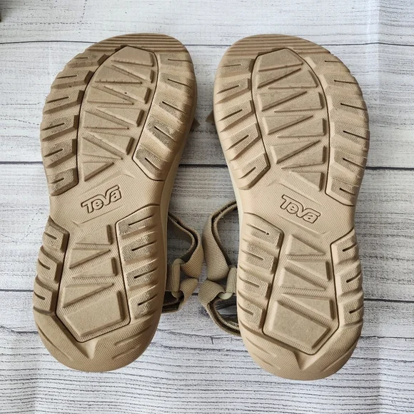Teva Women's Taupe SandalsTeva Hurricane Sandal- Pre-Owned - Picture 4 of 8